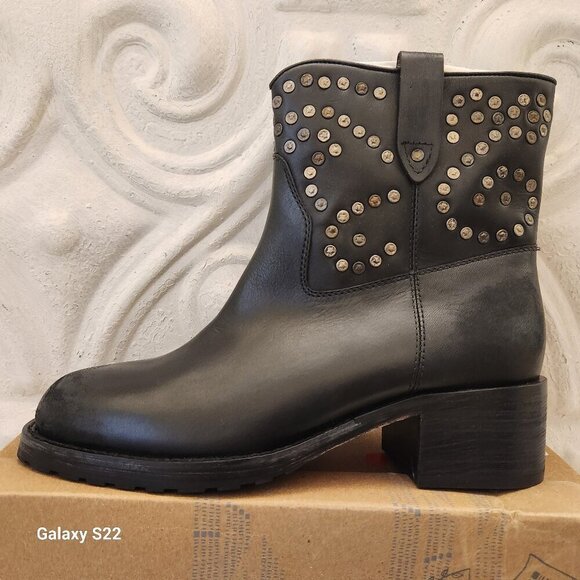 Women's Free People Harmony Studded Ankle Western Boots. NIB. Size 6.5